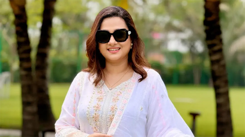 পারমিশন ছাড়াই চিমটি দিয়েছে: পূর্ণিমা