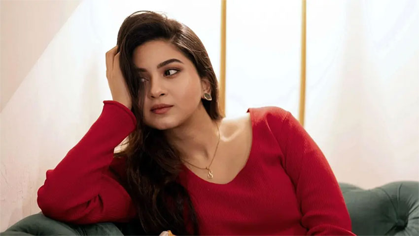 আমার কম কাজ করলেও চলে: স্পর্শিয়া